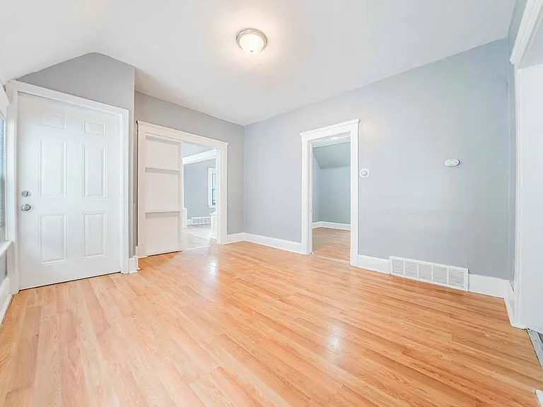 4310 Daisy Ave — Photo 80