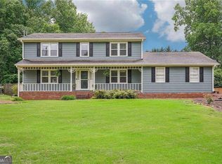4564 Cinco Dr SW, Lilburn, GA 30047