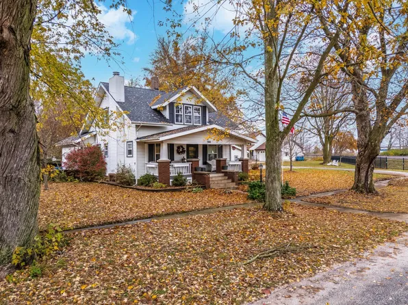 206 E North St, Towanda, IL 61776