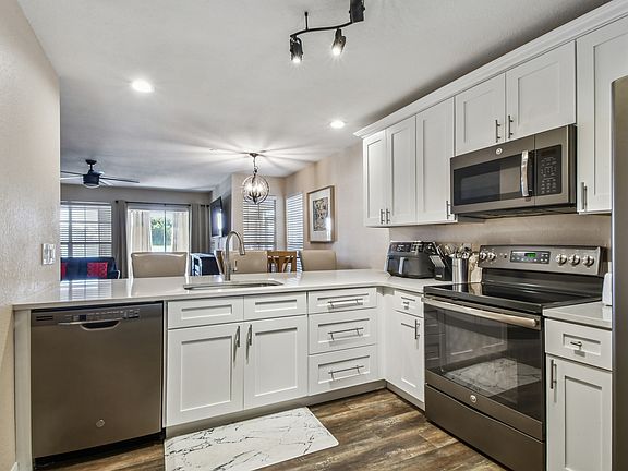 4th image of 6916 Lake Place Ct #6916