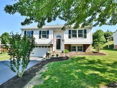 11 Countryside Ct, Canonsburg, PA, 15317