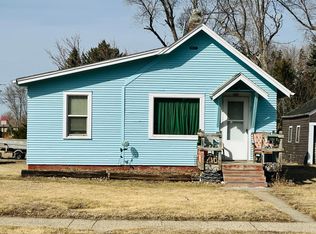 407 6th St NE, Huron, SD 57350