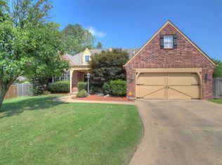 8110 S 70th Pl E, Tulsa, OK 74133