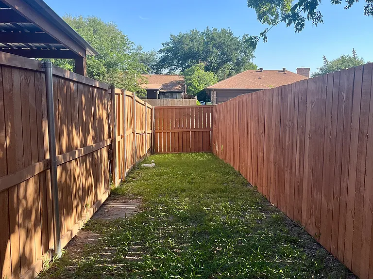 2206 Statler Dr — Photo 33