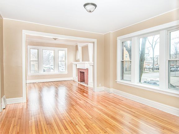 2nd image of 1853 N Karlov Ave #3