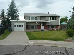 124 Applewood Ct, Cheyenne, WY 82009