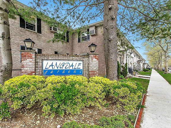 2nd image of 84 Langdale St Unit 291B