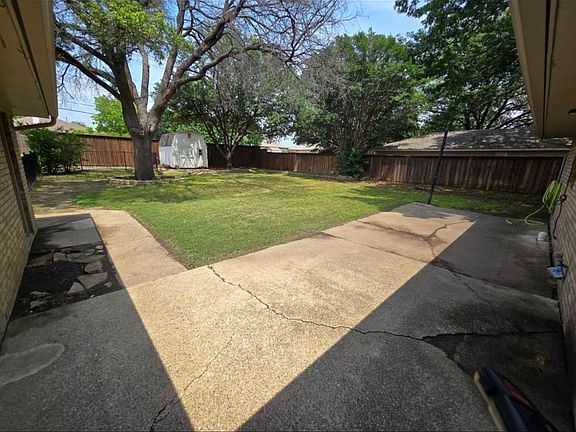 3rd image of 2309 Salado St