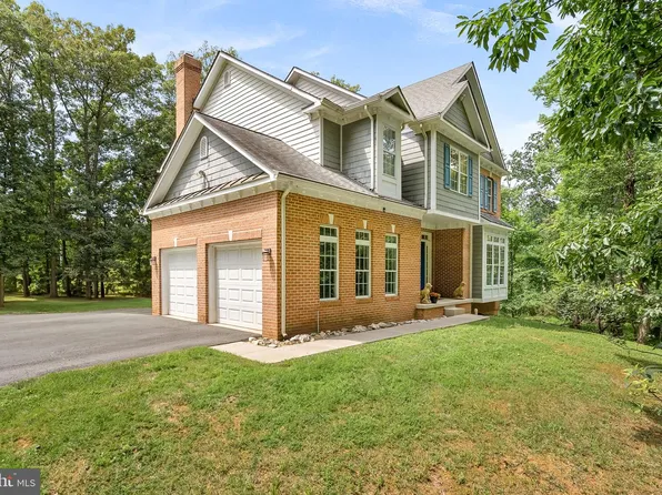 19033 Otley Rd, Purcellville, VA 20132