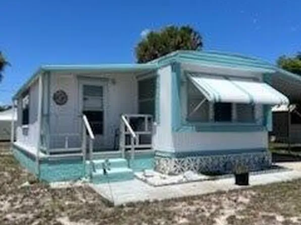 2430 SE Penny Lane, Stuart, FL 34994