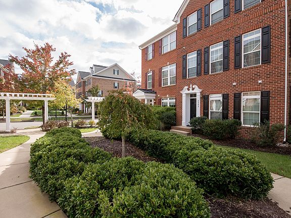 2nd image of 3808 Pumpkin Seed Ln