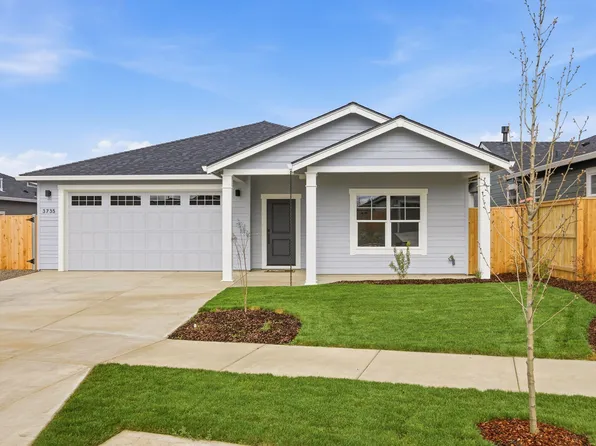 3735 Carlin Dr, Medford, OR 97504