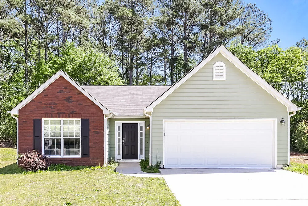 3 bed, 2.0 bath, 1475 sqft, $1,780 — Photo 1