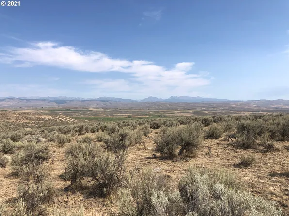 0 Love Ranch Rd, Baker City, OR 97814