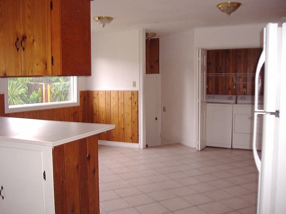 3rd image of 812 11th St