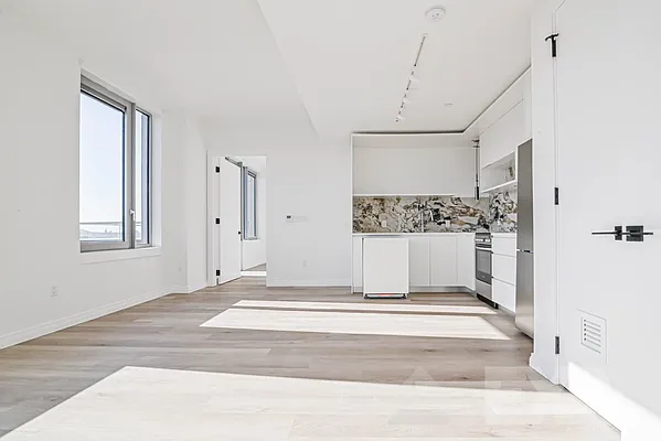 Rented by EXR | media 2