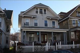 4th image of 72 Livingston Ave