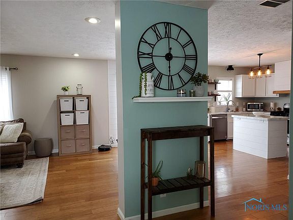 5th image of 7205 Wilderness Dr E