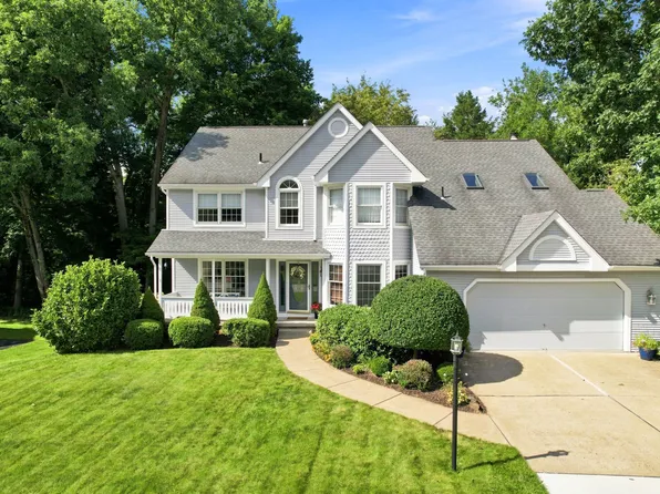 214 Scarborough Dr, Cheswick, PA 15024