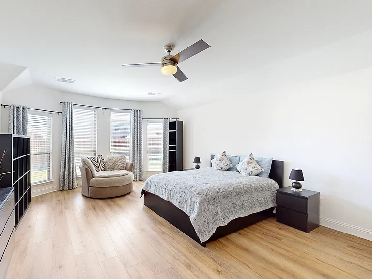 6112 Whale Rock Ct — Photo 14