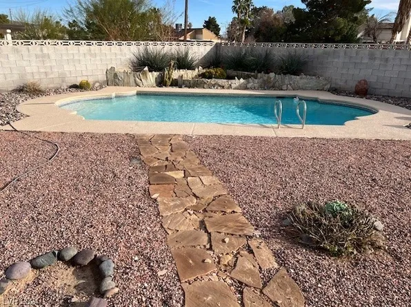 5715 Alcott Ave, Las Vegas, NV 89142