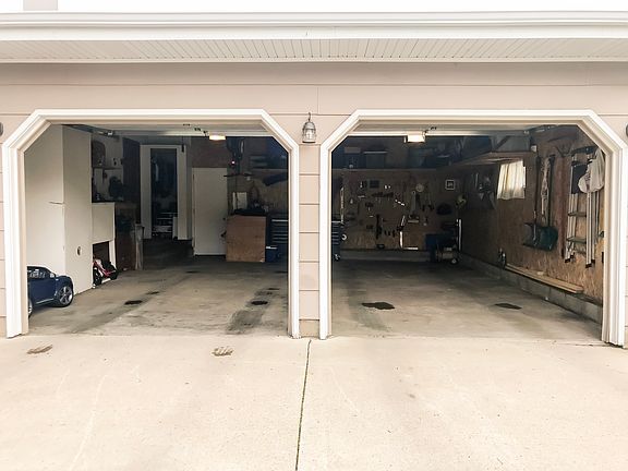 2 Stall Garage
