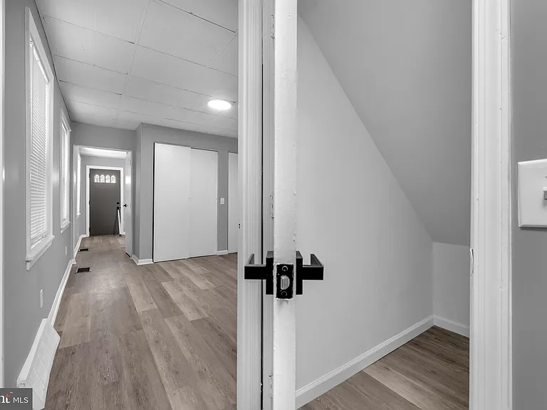 1725 Hollins St #1 — Photo 16