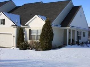 5 Osborne Gln, Poughquag, NY 12570