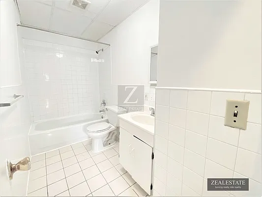 Rented by ZealEstate Group Inc | media 12