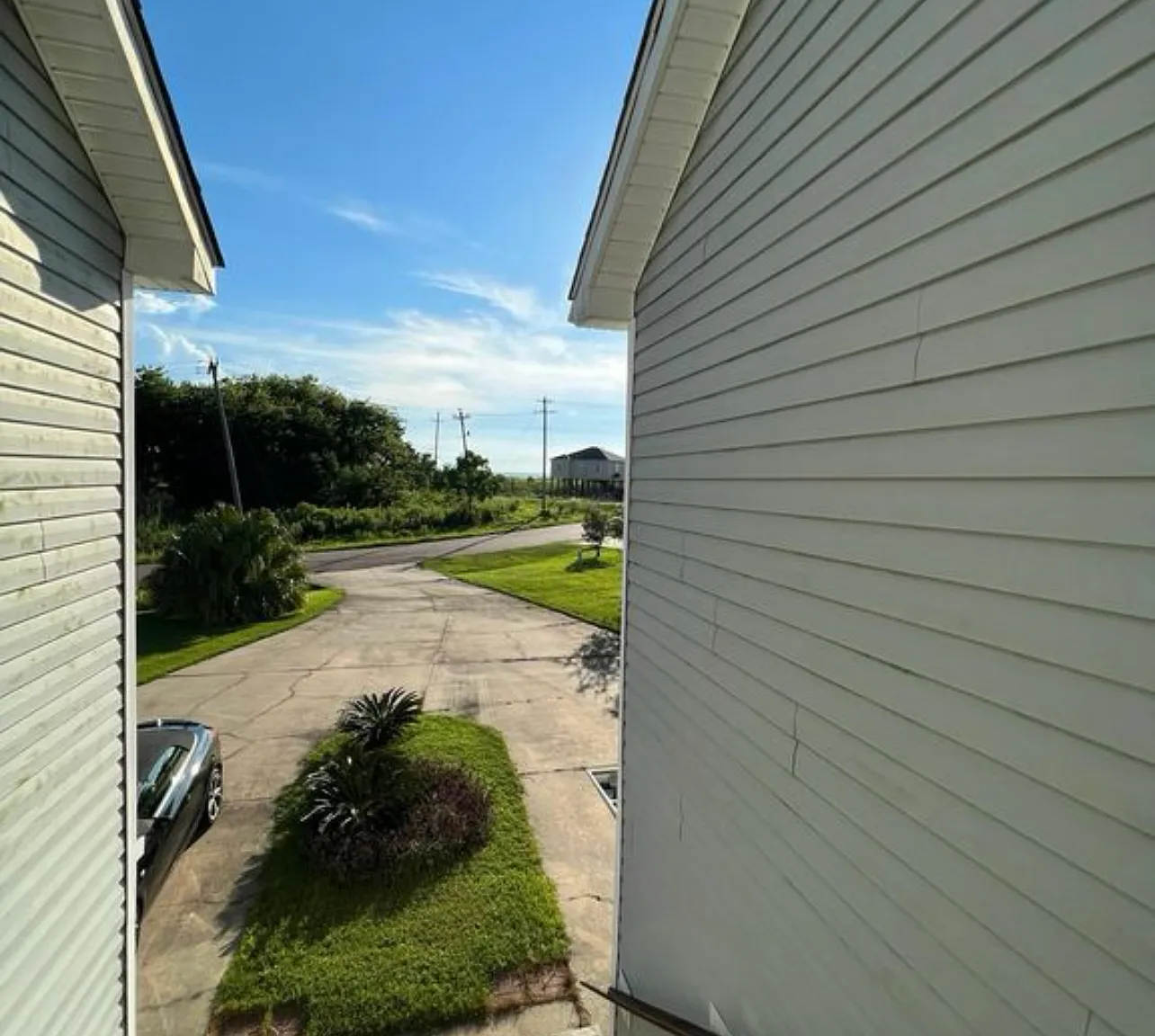 3 bed, 2.5 bath, 1750 sqft, $2,200 — Photo 3
