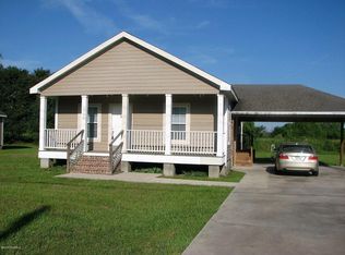 1202 S Larriviere Rd, Youngsville, LA 70592