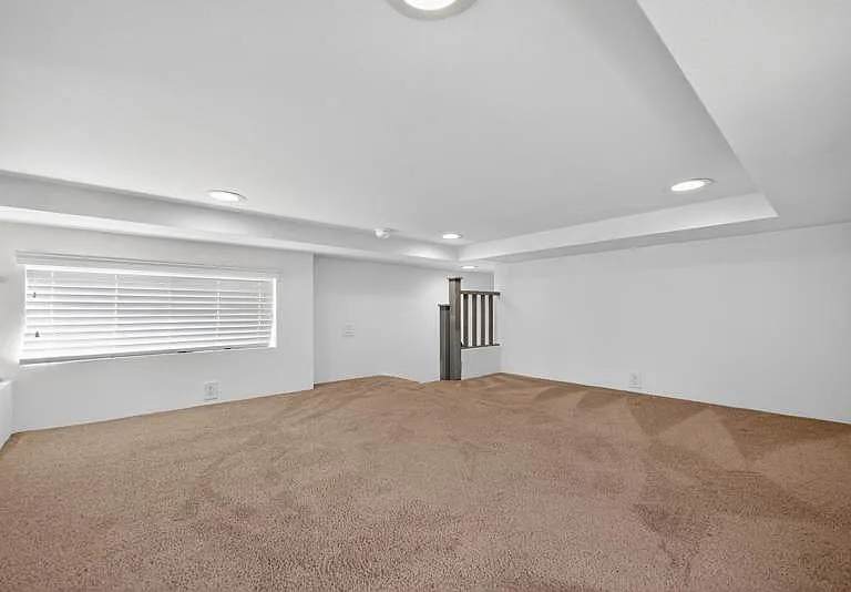 121 1st Ave #L — Photo 9