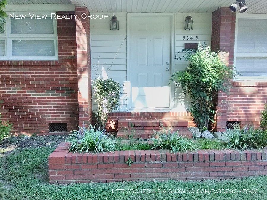 2nd image of 3945 Woodgreen Trl