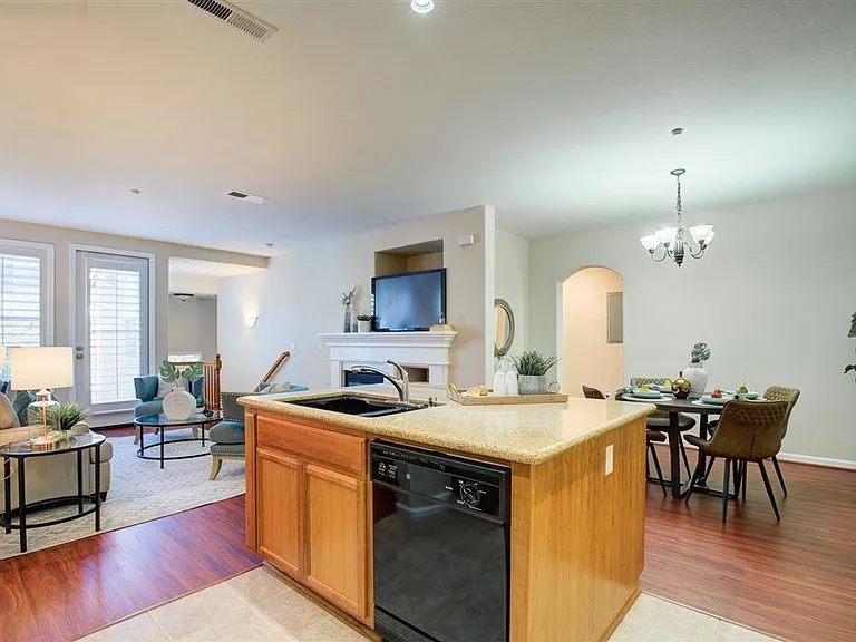 4231 Clarinbridge Cir — Photo 7