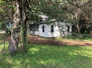 904 County Road 28, Farmington, NY 14548