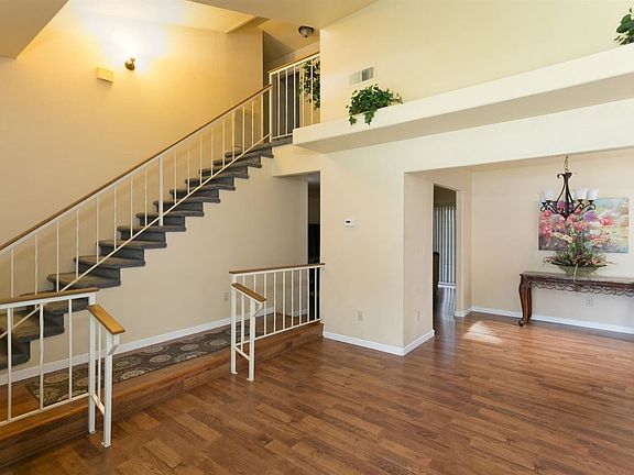 4th image of 2151 Hammertown Dr