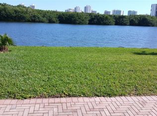 21027 NE 32nd Ave, Aventura, FL 33180