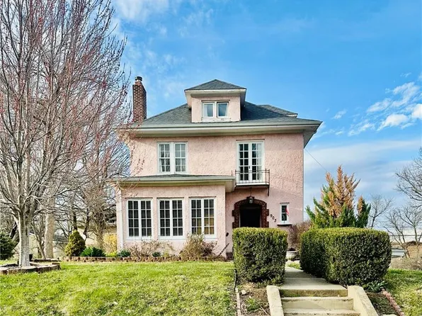 903 W 2nd St, Maryville, MO 64468