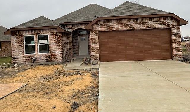 1st image of 205 Virginia Dr