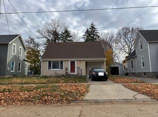 724 N 5th St, Dekalb, IL 60115