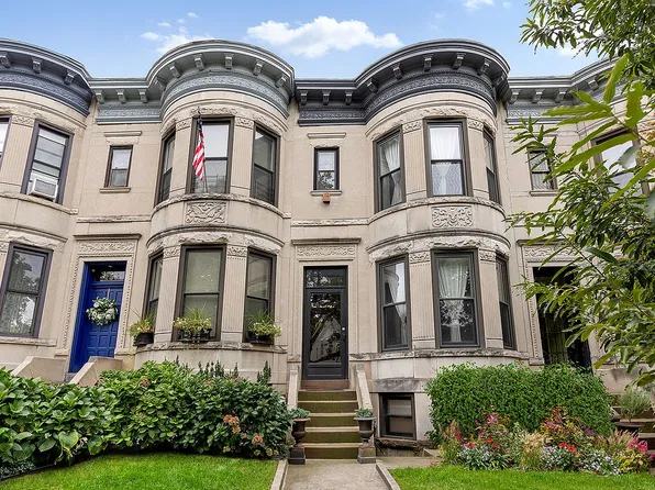 154 67th St, Brooklyn, NY 11220