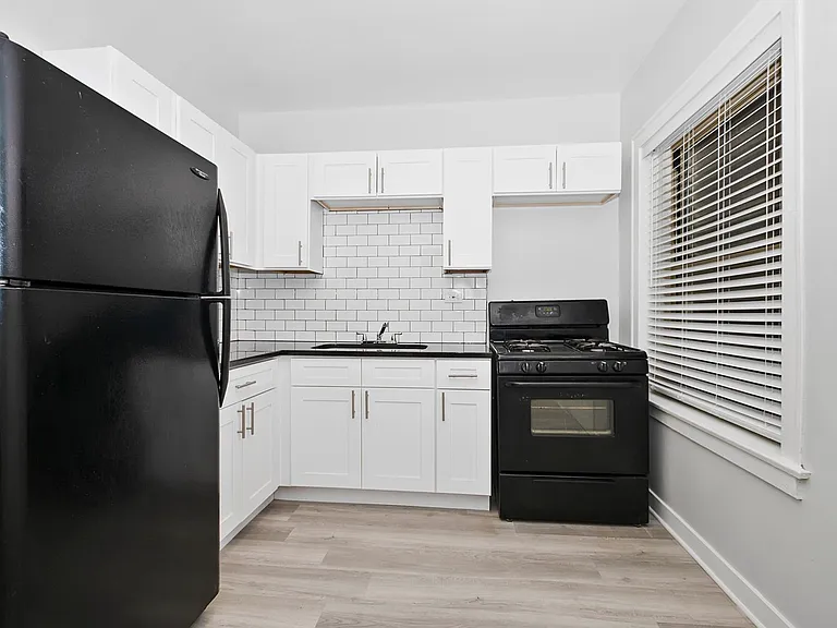 6356 S California Ave #2804-2808 — Photo 3