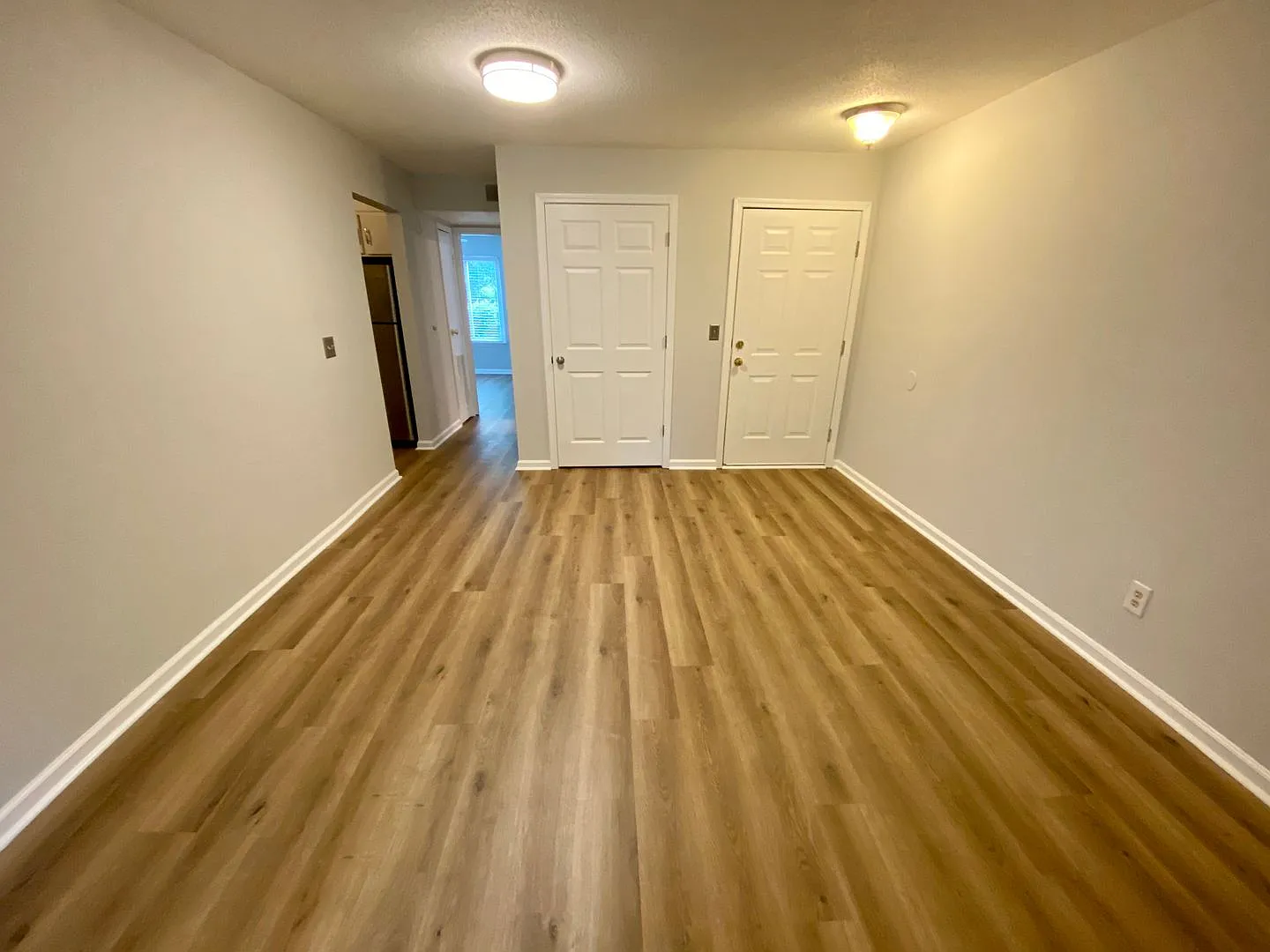 Rosewood condo — Photo 2