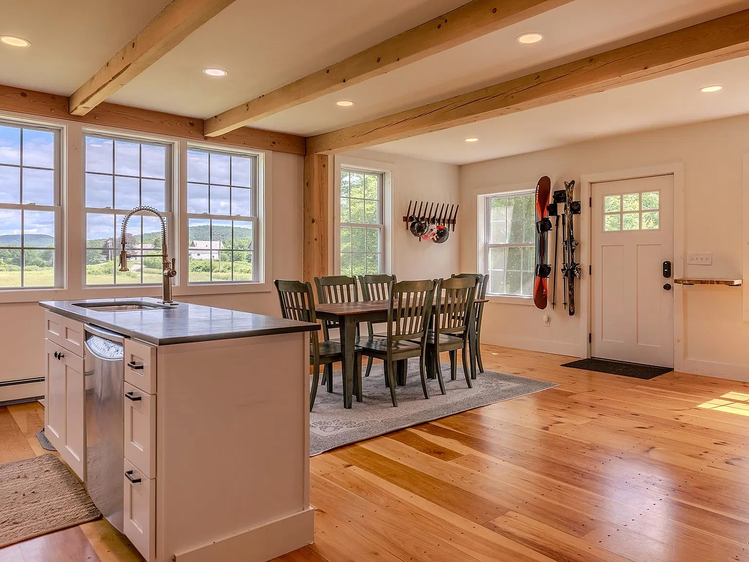 3 bed, 2.0 bath, 1626 sqft, $20,000 — Photo 3