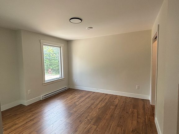 4th image of 195 Queen St #1