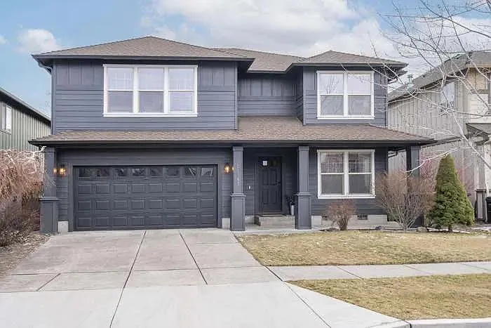 5 bed, 3105 sqft, $3,950 — Photo 1