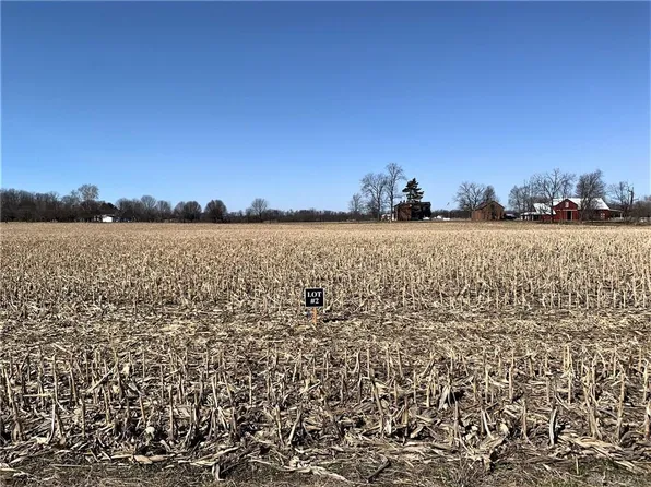 97 Maple Point Ct, Wilmington, OH 45177