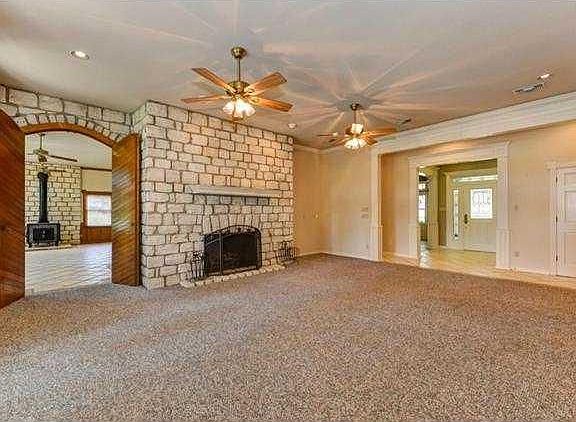 4th image of 1805 Great Oaks Dr
