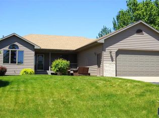 902 E 2nd St, Hartford, SD 57033