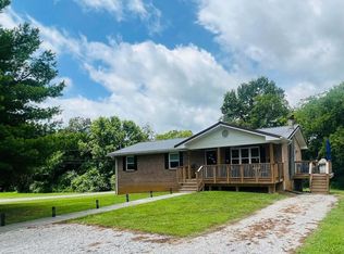 95 Rosewood Dr, Trenton, GA 30752